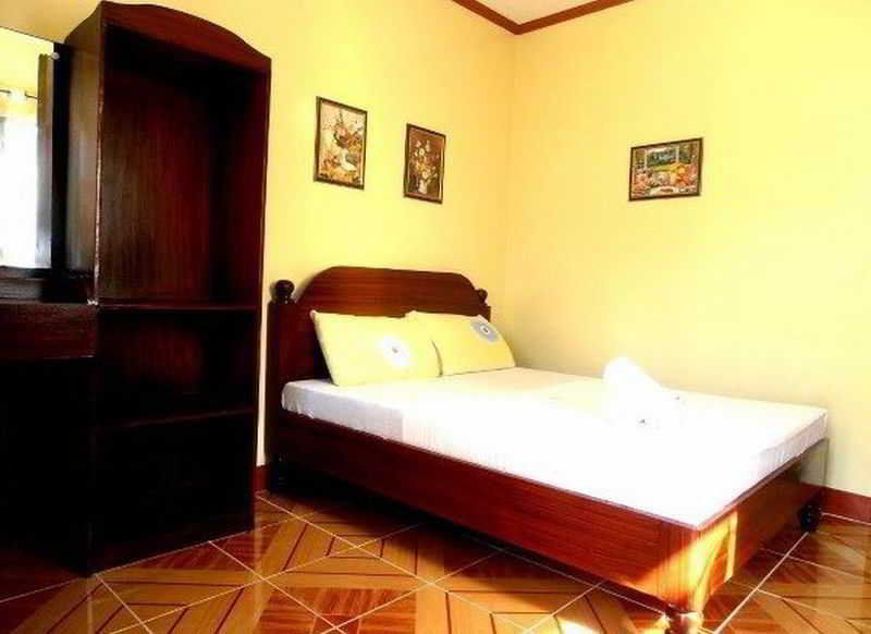 Blue Corals Beach Resort Логон Экстерьер фото