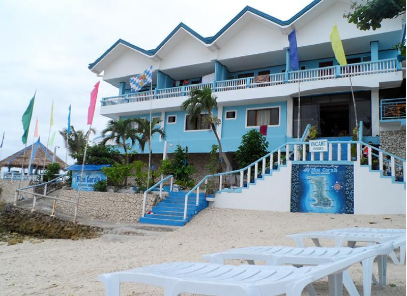Blue Corals Beach Resort Логон Экстерьер фото